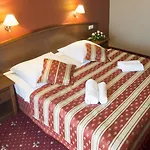 Novum & Hotel 3*