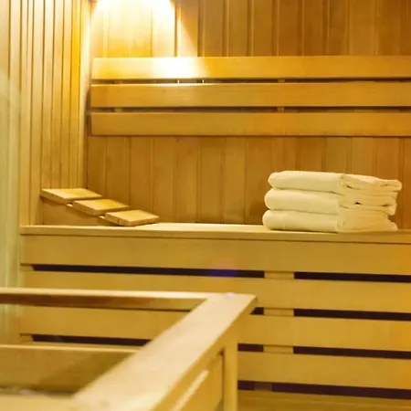 Novum & 3* Niepołomice